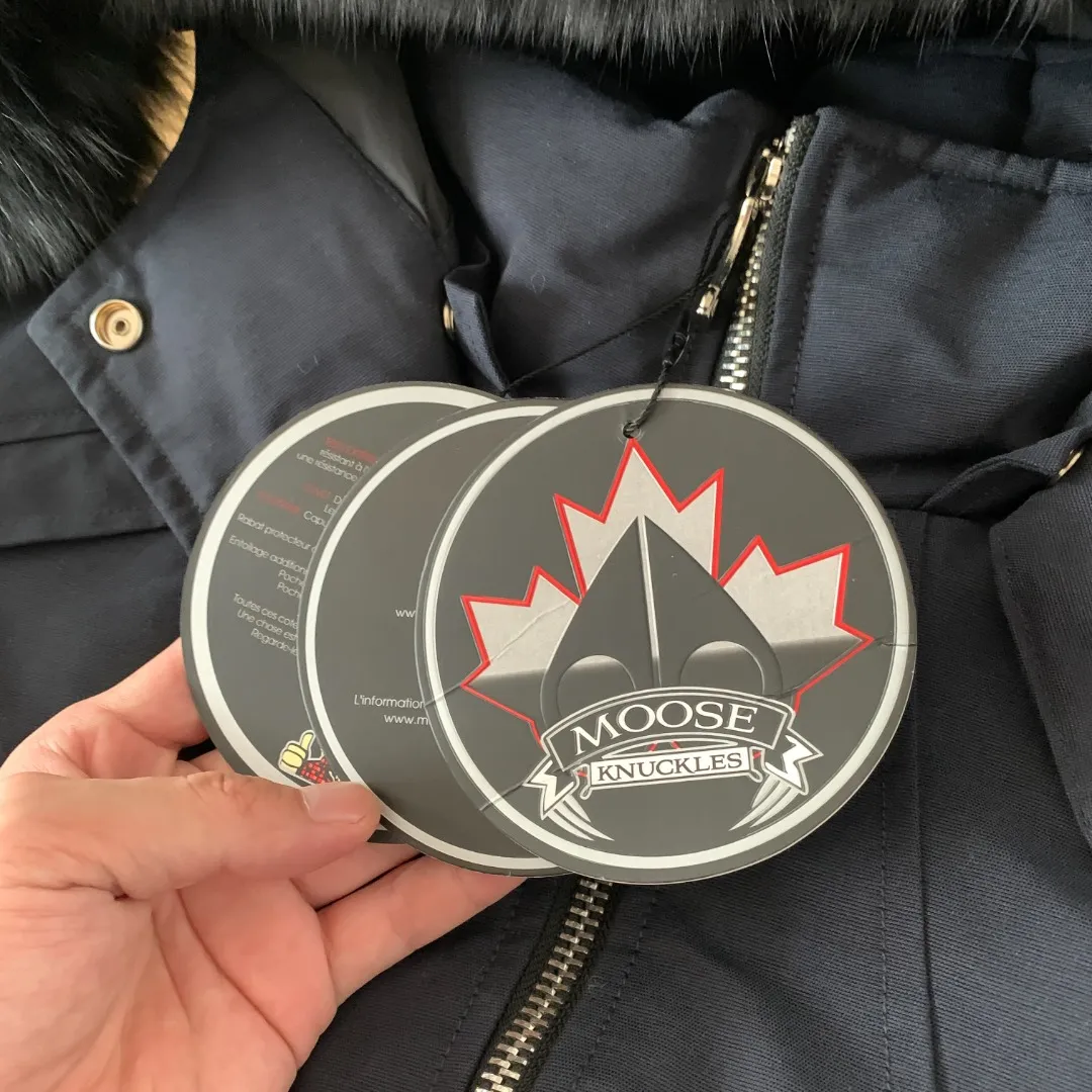 ：Y 116 ：Black Navy Blue Cream White 🇨🇦Moose knuckles/ 02/ ： / （ ） Moose knuckles . 2007 🇨🇦 ！ Premium ， 。 ， RMB 5040-15000 ！ ，LOGO ✂️. ！ . ！ MONCLER/ Canada Goose/ ，Moose knuckles 2019 …… ✂️ 90% ， ！ ✂️ ， ! ✂️ YKK， ， ！ ✂️ ， . ！ ✂️ 3D ， ⚠️Size:s-2xl